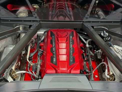 Used 2024 Chevrolet Corvette Stingray Premium Cpe w/ 3LT RWD image 18