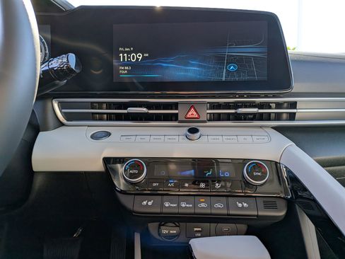 New 2026 Hyundai Elantra Limited w/ Cargo Package FWD image 10