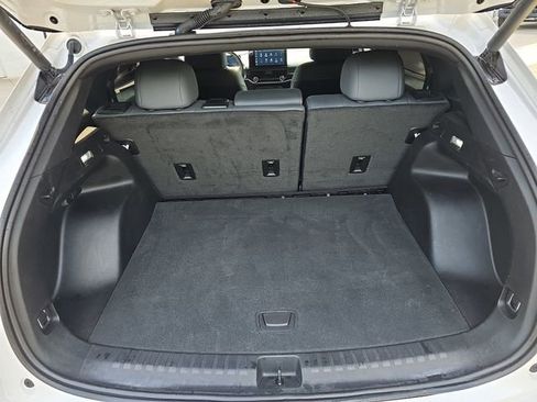 Used 2024 Honda Prologue Touring image 12