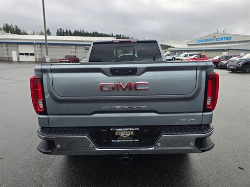 Used 2024 GMC Sierra 1500 SLT w/ SLT Premium Plus Package image 4