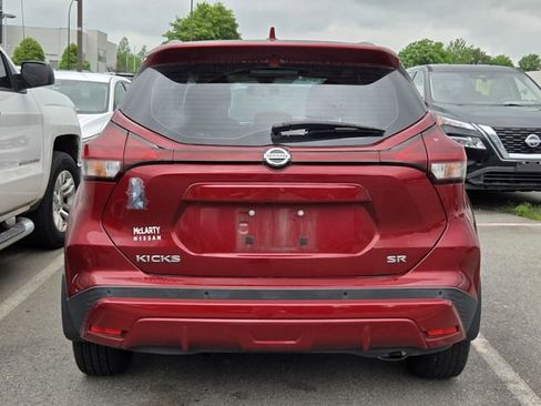 Certified 2021 Nissan Kicks SR FWD image 5