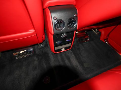 Used 2023 Rolls-Royce Cullinan image 33