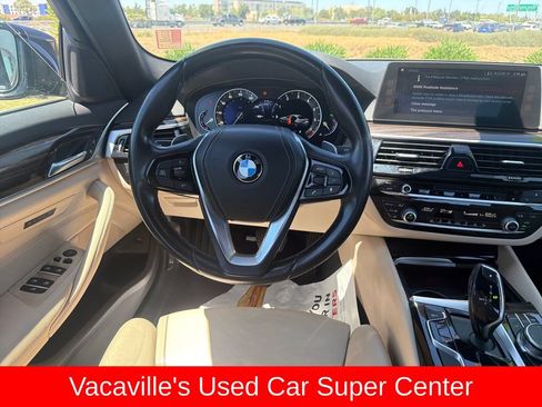 Used 2017 BMW 540i RWD image 13