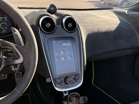 Used 2020 McLaren 600LT Spider image 39
