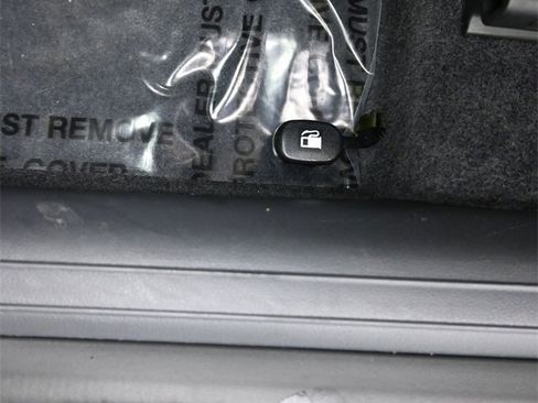 Used 2025 Hyundai Kona SEL image 29