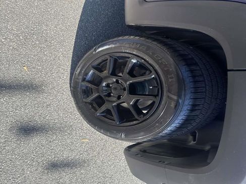 Used 2020 Jeep Renegade Altitude image 16