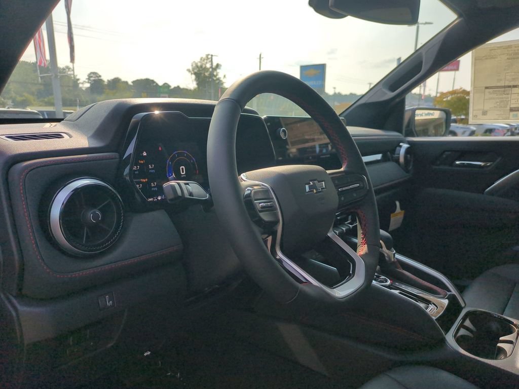 New 2026 Chevrolet Colorado Z71 w/ Technology Package AWD/4WD image 15