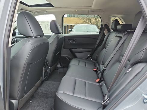 New 2026 Nissan Rogue SV image 8