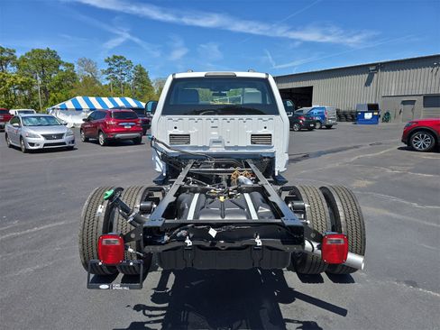 New 2025 Ford F450 XL image 5