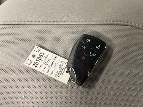 New 2026 GMC Sierra 1500 SLT w/ SLT Convenience Package image 28