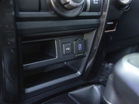 Used 2024 Toyota 4Runner TRD Off-Road Premium w/ Moonroof Package AWD/4WD image 22