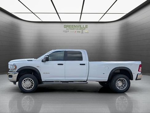 Used 2024 RAM 3500 Big Horn AWD/4WD image 8