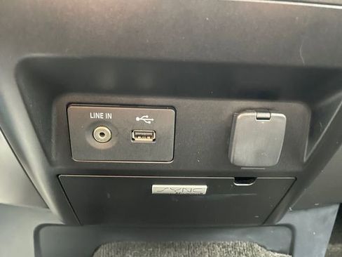 Used 2015 Ford F150 XLT w/ XTR Package AWD/4WD image 25