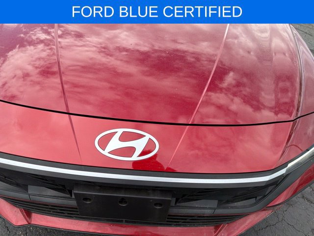 Used 2026 Hyundai Elantra SEL w/ Cargo Package FWD image 16
