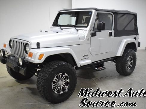 Used 2006 Jeep Wrangler Unlimited AWD/4WD image 1