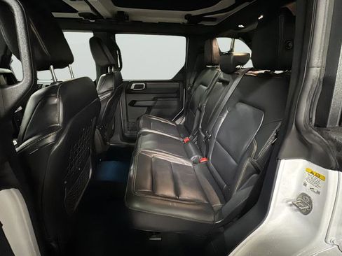 New 2025 Ford Bronco Badlands image 28