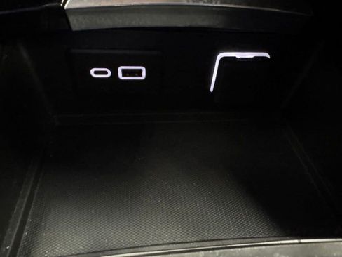 Certified 2023 Buick Envision Preferred AWD/4WD image 33