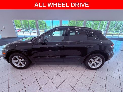 Used 2019 Porsche Macan AWD/4WD image 4