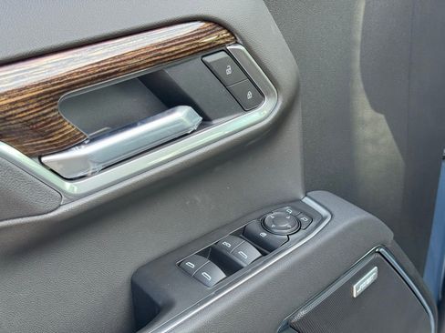 New 2026 GMC Sierra 1500 Elevation w/ Preferred Package image 18