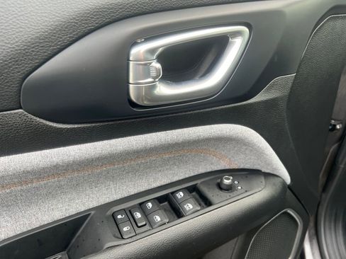 Certified 2022 Jeep Compass Sport image 12