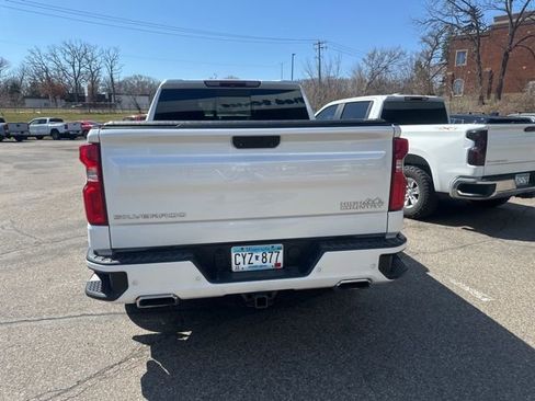 Used 2019 Chevrolet Silverado 1500 High Country w/ Technology Package image 14