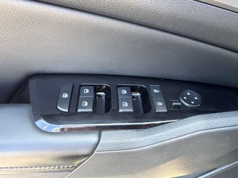 Used 2025 Kia Sportage EX w/ EX Premium Package AWD/4WD image 9