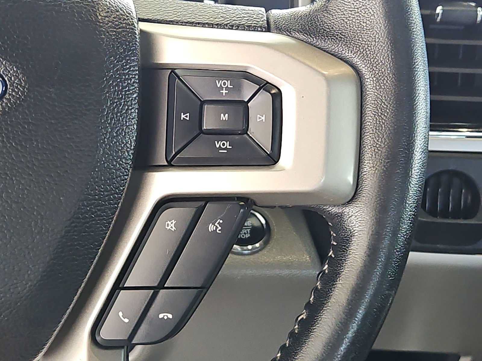 Used 2020 Ford F150 Lariat RWD image 16