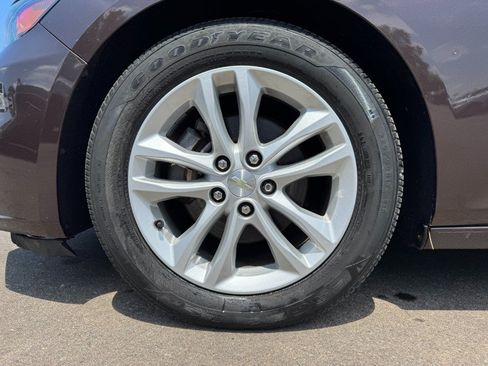 Used 2016 Chevrolet Malibu LT FWD image 13