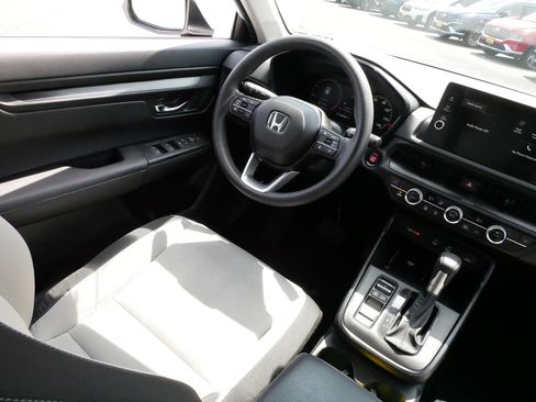 Used 2026 Honda CR-V EX image 9