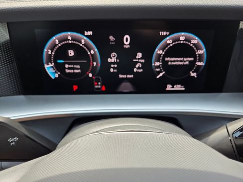 New 2026 Volkswagen Tiguan SE R-Line FWD image 15