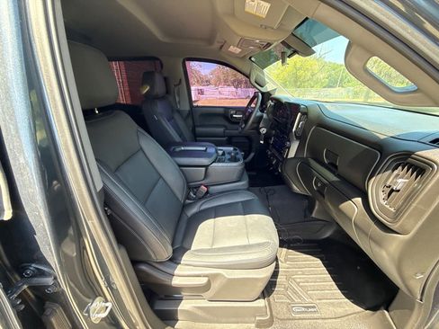 Used 2020 Chevrolet Silverado 1500 Custom Trail Boss w/ Custom Convenience Package image 21