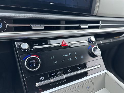 New 2026 Hyundai Santa Fe SE image 36