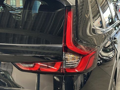 Used 2023 Honda CR-V EX image 9