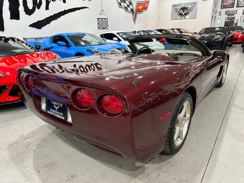 Used 2003 Chevrolet Corvette Convertible w/ Preferred Equipment Group1 image 8