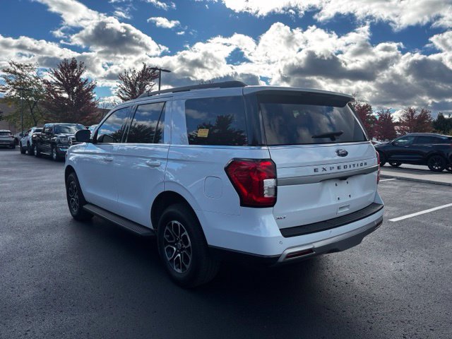 Used 2024 Ford Expedition XLT AWD/4WD image 7