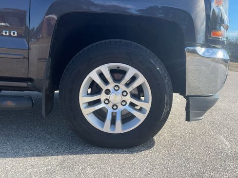 Used 2016 Chevrolet Silverado 1500 LT w/ All Star Edition image 33