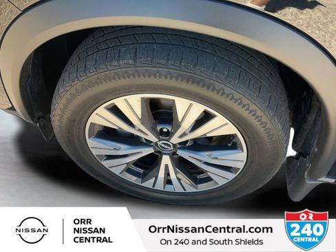 Used 2023 Nissan Rogue SV AWD/4WD image 9