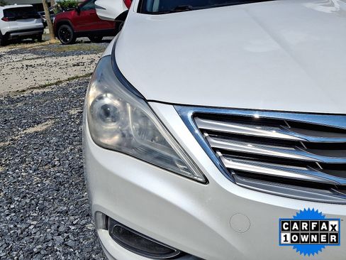 Used 2013 Hyundai Azera w/ Technology Pkg FWD image 10
