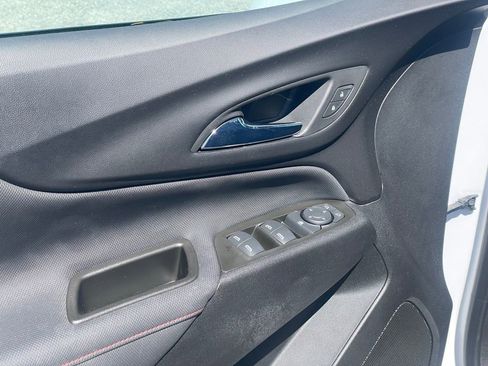 Used 2023 Chevrolet Equinox RS w/ RS Leather Package AWD/4WD image 12