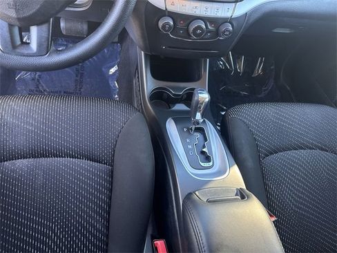 Used 2020 Dodge Journey SE w/ Blacktop Package image 23