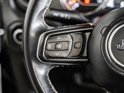 Certified 2021 Jeep Wrangler Unlimited Sport image 33