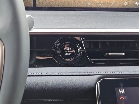 New 2026 INFINITI QX80 SPORT image 22