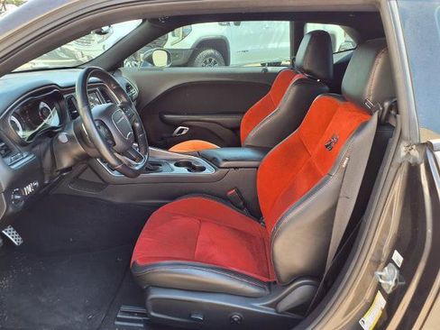 Used 2021 Dodge Challenger R/T Scat Pack RWD image 18