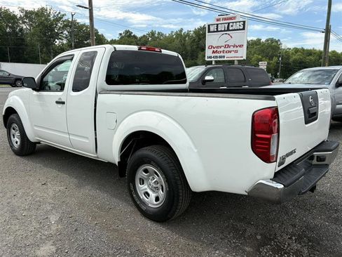 Used 2015 Nissan Frontier S RWD image 3