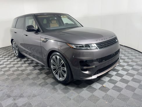 New 2026 Land Rover Range Rover Sport Dynamic SE image 7