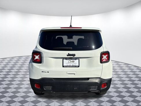 Used 2023 Jeep Renegade Latitude AWD/4WD image 7