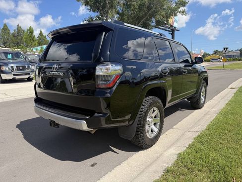 Used 2015 Toyota 4Runner Trail Premium AWD/4WD image 5