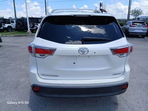 Used 2016 Toyota Highlander Limited FWD image 6