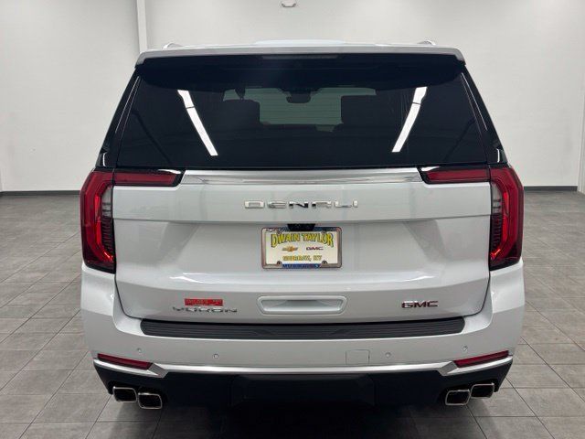 New 2026 GMC Yukon Denali w/ Denali Reserve Package AWD/4WD image 3