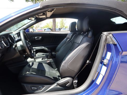Used 2016 Ford Mustang GT Premium w/ GT Performance Package RWD image 11